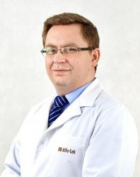 Chirurg naczyniowy Kamil Stępkowski