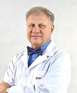 Chirurg naczyniowy Waldemar Kostewicz