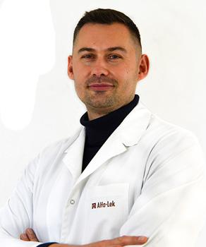 Konrad Szymański Lekarz specjalista dermatolog Warszawa